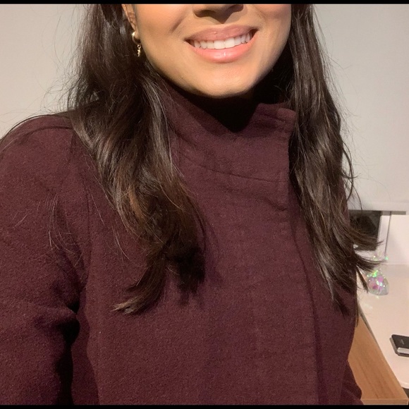 Uniqlo maroon winter coat - S - Picture 3 of 6